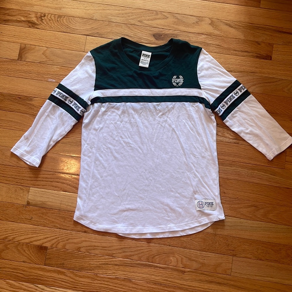 Victoria’s Secret top